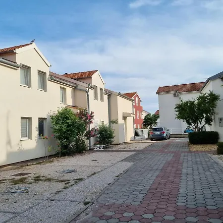 Mira Apartmán Srima